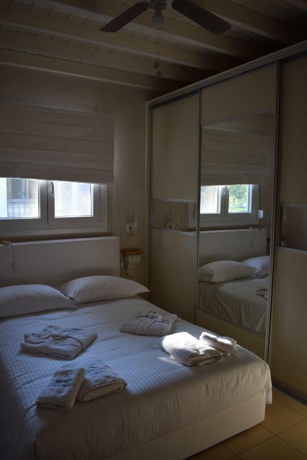 Serenity Luxury Villa, Skiathos 圣帕拉斯凯维 外观 照片